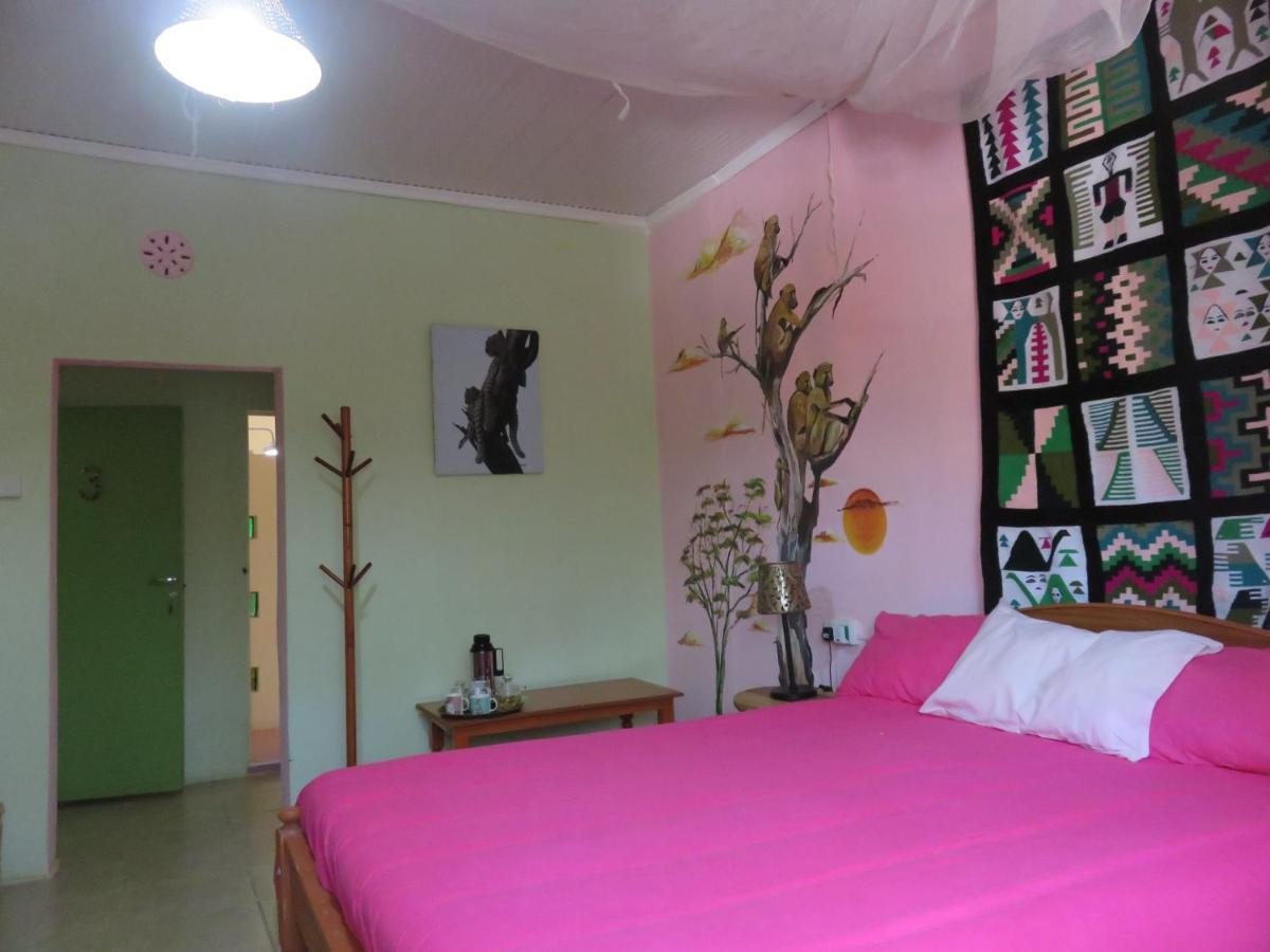 Aloepark Art Hotel Naivasha Extérieur photo