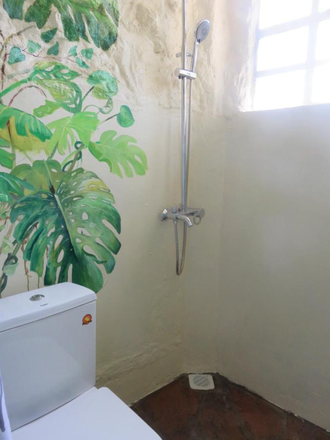 Aloepark Art Hotel Naivasha Extérieur photo