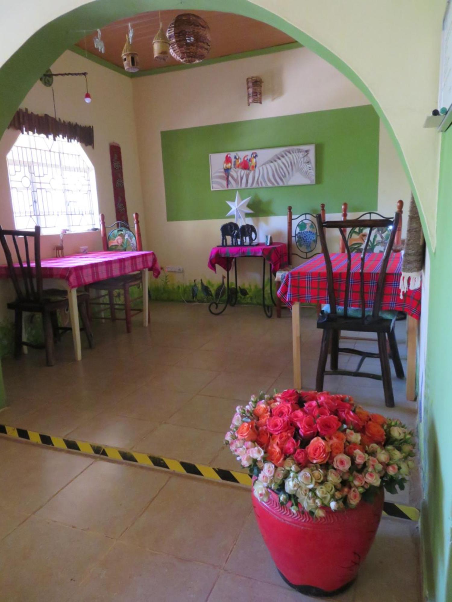 Aloepark Art Hotel Naivasha Extérieur photo